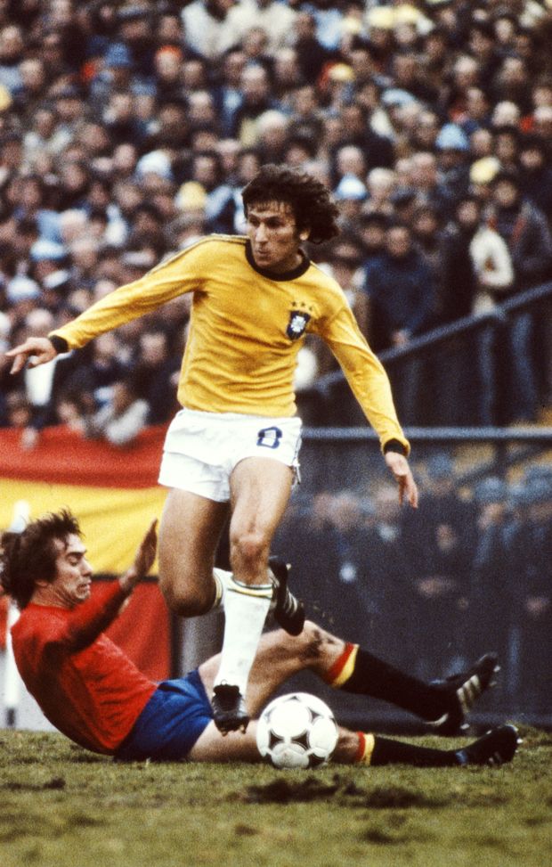 MAR DEL PLATA, ARGENTINA - JUNE 07: Zico of Brazil rides a challenge during the 1978 FIFA World Cup group match between Brazil and Spain which ended goalless in Mar Del Plata on June 7, 1978 in Mar Del Plata, Argentina. (Photo by Allsport/Getty Images) MAR DEL PLATA, ARGENTINA - JUNE 07: Zico of Brazil rides a challenge during the 1978 FIFA World Cup group match between Brazil and Spain which ended goalless in Mar Del Plata on June 7, 1978 in Mar Del Plata, Argentina. (Photo by Allsport/Getty Images)