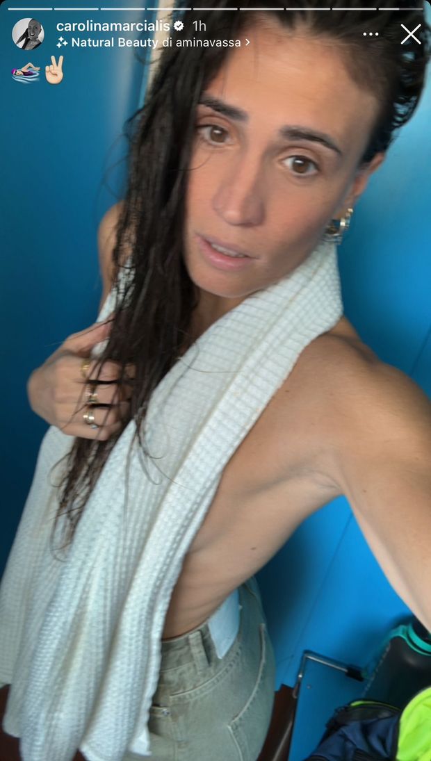 Il post allenamento di Carolina Marcialis è sempre super sexy. Scatto sensuale per lady Cassano- immagine 2