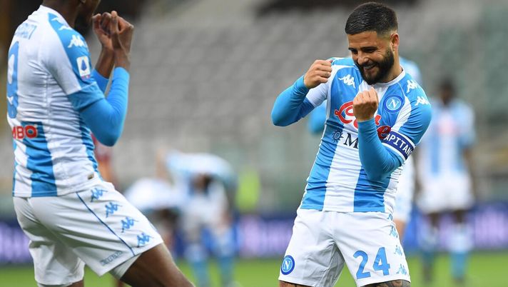TURIN, ITALY - APRIL 26: Vìctor Osimhen of Napoli celebrates after scoring the first goal of Napoli during the Serie A match between Torino FC and SSC Napoli at Stadio Olimpico di Torino on April 26, 2021 in Turin, Italy. (Photo by SSC NAPOLI/SSC NAPOLI via Getty Images) 