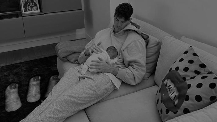 Bastoni con la figlia Azzurra, arriva il primo scatto: “La mia vita” - immagine 1