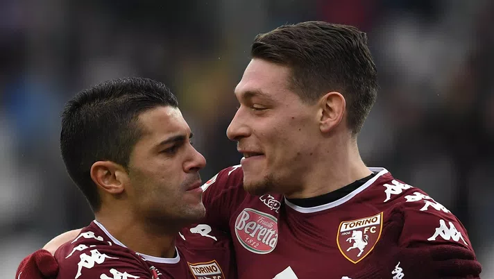 TURIN, ITALY - FEBRUARY 12:  Iago Falque (L) of FC Torino celebrates with tam mate Andrea Belotti after scoring the opening goal during the Serie A match between FC Torino and Pescara Calcio at Stadio Olimpico di Torino on February 12, 2017 in Turin, Italy.  (Photo by Valerio Pennicino/Getty Images)