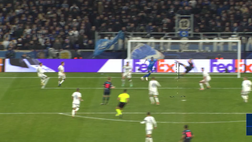 VIDEO SKY / Haaland e l’acrobazia a 2,17 metri: l’attaccante del City vola