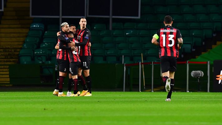 Un'esultanza dei giocatori del AC Milan per il gol di Rade Krunić (centrocampista AC Milan) in Celtic-Milan 1-3 (Europa League 2020-2021) | AC Milan News (Getty Images) 