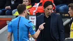 Bundesliga, 22/a giornata: clamoroso a Leverkusen, Schmidt “espelle” l’arbitro. Distacco invariato in vetta