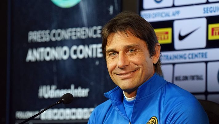 Antonio Conte, tecnico dell'Inter, in conferenza stampa ad Appiano Gentile (credits: GETTY Images) 