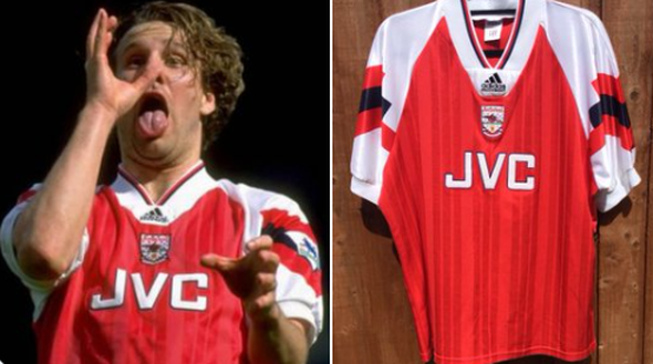 L’ex Arsenal Paul Merson: “Ho dilapidato tutto, mia moglie mi dà una paghetta e mi controlla il telefono…”- immagine 2