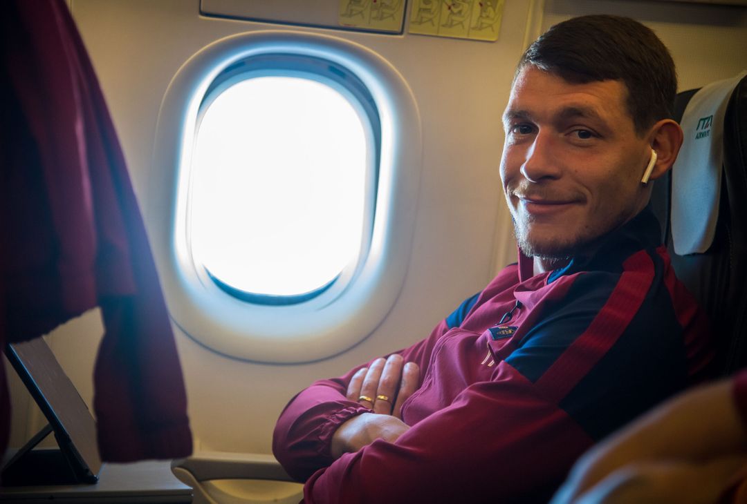 La Roma in viaggio verso Bergamo. Domani il match con l’Atalanta – FOTO GALLERY - immagine 17