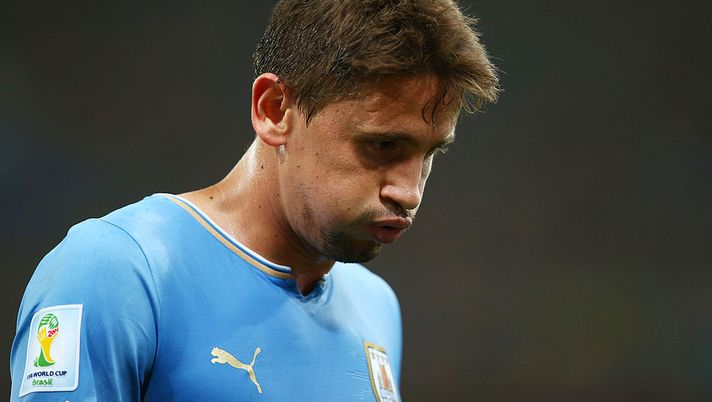 RIO DE JANEIRO, BRAZIL - JUNE 28: Gaston Ramirez of Uruguay looks on during the 2014 FIFA World Cup Brazil round of 16 match between Colombia and Uruguay at Maracana on June 28, 2014 in Rio de Janeiro, Brazil.  (Photo by Julian Finney/Getty Images) 