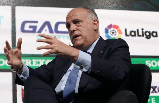 Javier Tebas (Photo by Gualter Fatia/Getty Images) Polemica Carragher-Tebas sui guadagni inglesi: “Real e Barça non hanno mai aiutato nessuno!”- immagine 2
