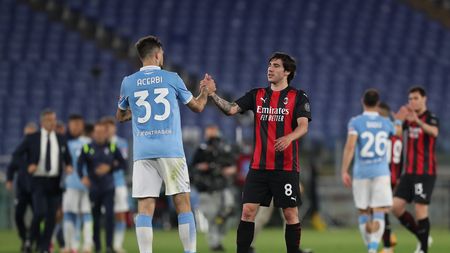 ROME, ITALY - APRIL 26: Sandro Tonali of A.C. Milan interacts with Francesco Acerbi of SS Lazio after the Serie A match between SS Lazio and AC Milan at Stadio Olimpico on April 26, 2021 in Rome, Italy. Sporting stadiums around Italy remain under strict restrictions due to the Coronavirus Pandemic as Government social distancing laws prohibit fans inside venues resulting in games being played behind closed doors. (Photo by Paolo Bruno/Getty Images) ROME, ITALY - APRIL 26: Sandro Tonali of A.C. Milan interacts with Francesco Acerbi of SS Lazio after the Serie A match between SS Lazio and AC Milan at Stadio Olimpico on April 26, 2021 in Rome, Italy. Sporting stadiums around Italy remain under strict restrictions due to the Coronavirus Pandemic as Government social distancing laws prohibit fans inside venues resulting in games being played behind closed doors. (Photo by Paolo Bruno/Getty Images)