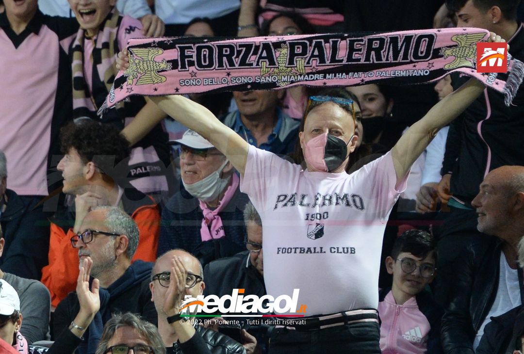 Fotogallery, i tifosi allo stadio per Palermo-Triestina 1-1 - immagine 25