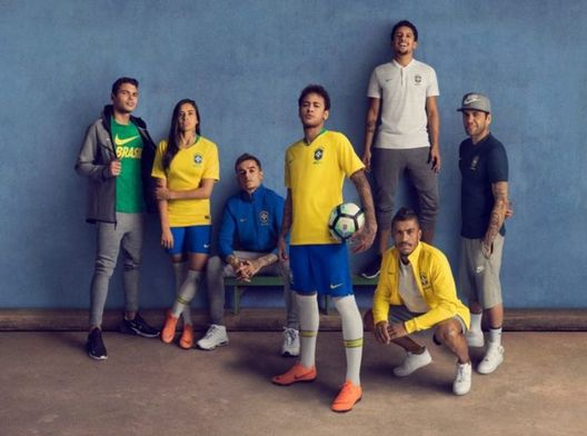 Russia 2018, ecco le maglie del Brasile griffate Nike ...