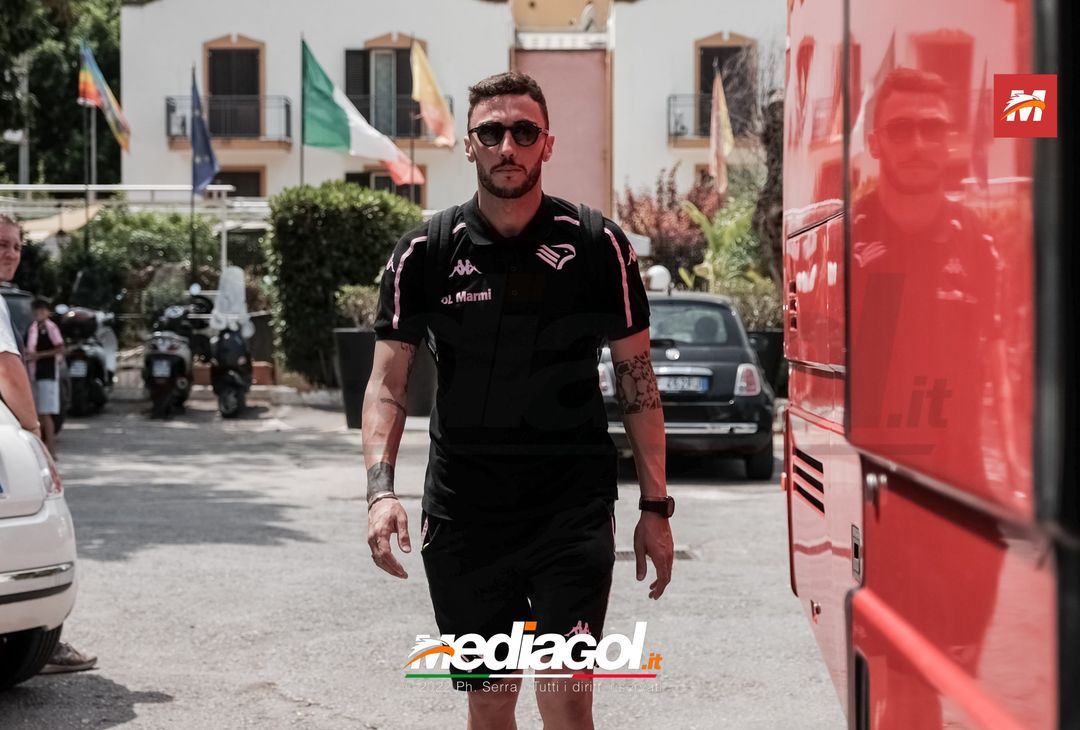 FOTO Bari-Palermo, rosanero in partenza da “Casena dei Colli” (Gallery) - immagine 28