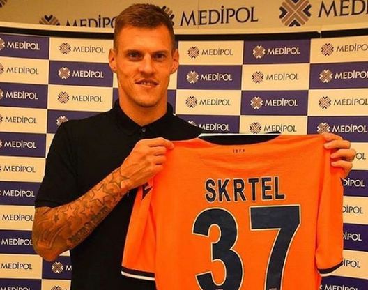 Skrtel (Instagram Skrtel) Skrtel (Instagram Skrtel)
