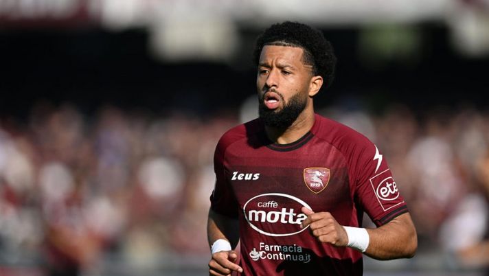 SALERNO, ITALY - JANUARY 04: Tonny Vilhena of Salernitana during the Serie A match between Salernitana and AC MIlan at Stadio Arechi on January 04, 2023 in Salerno, Italy. (Photo by Francesco Pecoraro/Getty Images) Dia, Piatek, Candreva, Vilhena: tutto sulla probabile formazione della Salernitana - immagine 1