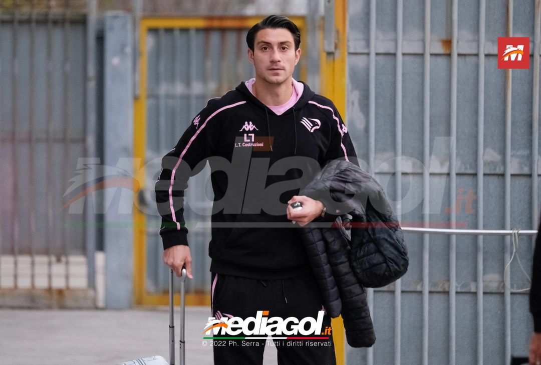 FOTO Spal-Palermo, i rosanero in partenza dallo stadio “Renzo Barbera” (Gallery) - immagine 23