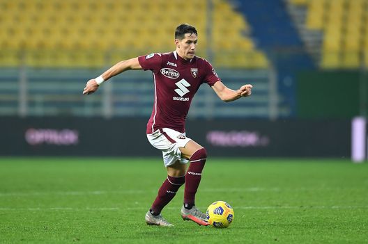PARMA, ITALY - JANUARY 03: Sasa Lukic of Torino FC in action during the Serie A match between Parma Calcio and Torino FC at Stadio Ennio Tardini on January 03, 2021 in Parma, Italy. (Photo by Alessandro Sabattini/Getty Images) Sportitalia – Juric-Lukic, nervi tesi a Torino. Si prova a ricucire- immagine 2