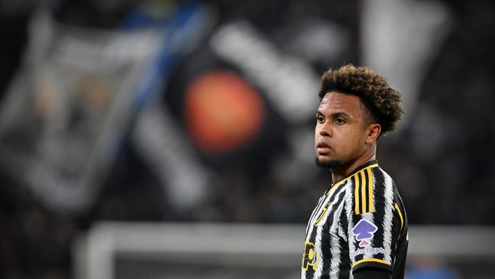 Juve, cori discriminatori contro McKennie: attivata procedura per individuare i soggetti - immagine 1