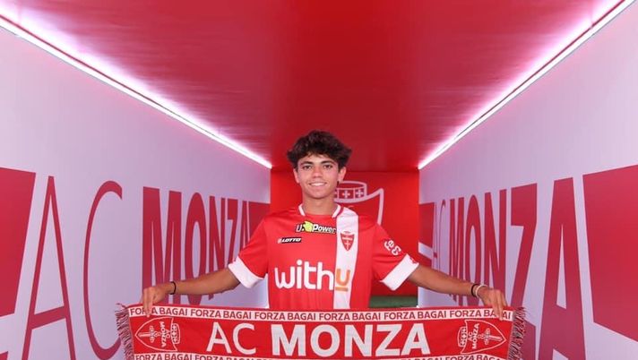 Calciomercato serie B, giorni di grandi colpi: dopo Vignato-Monza, ecco Correia al Parma. E Radrezza&#8230; 