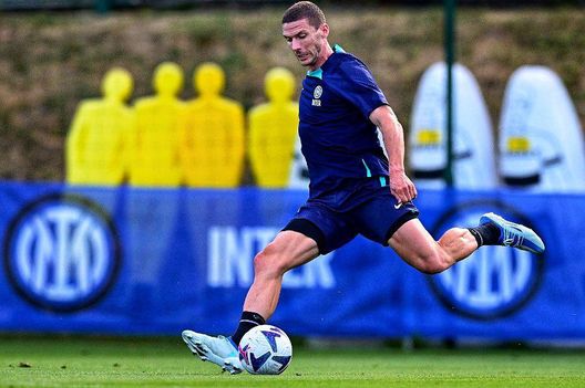 Consigli Fantacalcio, 5 difensori per la 10a giornata: jolly Parisi, riscatto Gosens. Mario Rui in forma- immagine 3