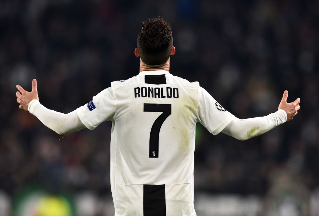  TURIN, ITALY - MARCH 12: Cristiano Ronaldo of Juventus gestures during the UEFA Champions League Round of 16 Second Leg match between Juventus and Club de Atletico Madrid at Allianz Stadium on March 12, 2019 in Turin, . (Photo by Tullio M. Puglia/Getty Images) 