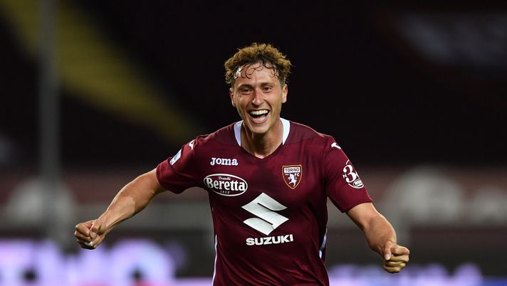 TURIN, ITALY - MAY 03: Mergim Vojvoda of Torino FC celebrates after scoring their side's first goal during the Serie A match between Torino FC and Parma Calcio at Stadio Olimpico di Torino on May 03, 2021 in Turin, Italy. Sporting stadiums around Italy remain under strict restrictions due to the Coronavirus Pandemic as Government social distancing laws prohibit fans inside venues resulting in games being played behind closed doors. (Photo by Valerio Pennicino/Getty Images) TURIN, ITALY - MAY 03: Mergim Vojvoda of Torino FC celebrates after scoring their side's first goal during the Serie A match between Torino FC and Parma Calcio at Stadio Olimpico di Torino on May 03, 2021 in Turin, Italy. Sporting stadiums around Italy remain under strict restrictions due to the Coronavirus Pandemic as Government social distancing laws prohibit fans inside venues resulting in games being played behind closed doors. (Photo by Valerio Pennicino/Getty Images)