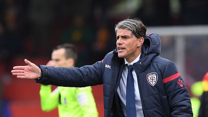 BENEVENTO, ITALY - MARCH 18:  Diego Lopez coach of Cagliari Calcio during the serie A match between Benevento Calcio and Cagliari Calcio at Stadio Ciro Vigorito on March 18, 2018 in Benevento, Italy.  (Photo by Francesco Pecoraro/Getty Images) 