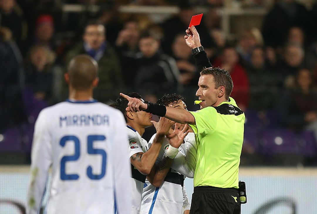  Al 37' del secondo tempo, l'arbitro espelle Alex Telles, la partita si fa in discesa per i viola 