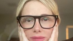 Alessia Marcuzzi augura buon weekend ai fan e annuncia: “Sto preparando…”