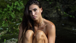 Carolina Marcialis manda in tilt il web: lady Cassano posa… completamente nuda!
