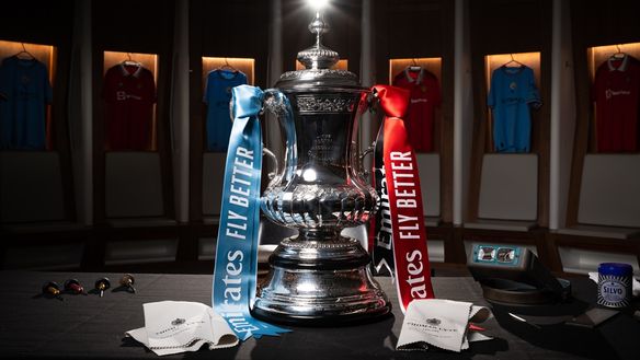 Finale derby: sulla FA Cup è già stata incisa una parola, Manchester…- immagine 2
