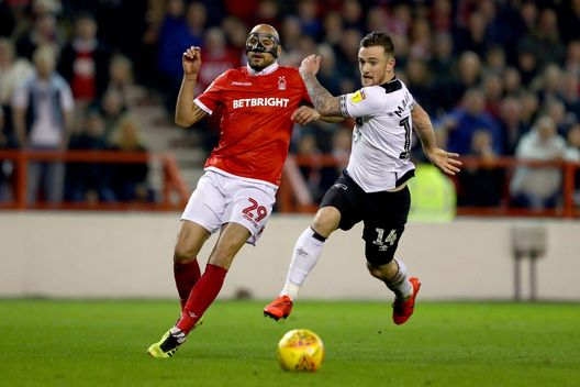NOTTINGHAM, ENGLAND - FEBRUARY 25: Yohan Benalouane of Nottingham Forest is challenged by Jack Marriott of Derby County Sky Bet Championship match between Nottingham Forest and Derby County at City Ground on February 25, 2019 in Nottingham, England. (Photo by Matthew Lewis/Getty Images) Vi ricordate Benalouane? Ecco dove potrebbe giocare- immagine 2