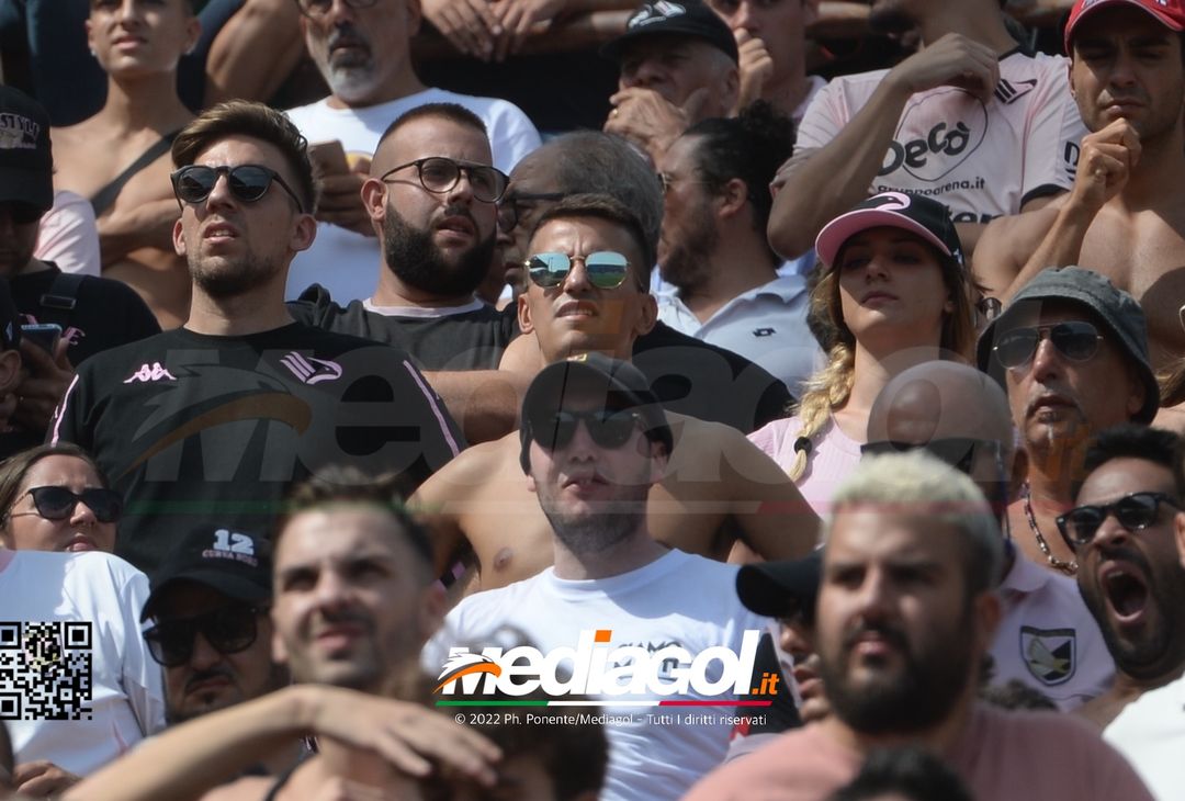 FOTOTIFO, Reggina-Palermo 3-0: i tifosi allo stadio “Oreste Granillo” (Gallery) - immagine 46
