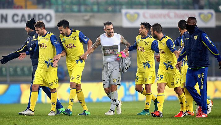 VIDEO Serie A, Chievo-Cagliari 1-0: decide Gobbi, gli highlights del match VIDEO Serie A, Chievo-Cagliari 1-0: decide Gobbi, gli highlights del match