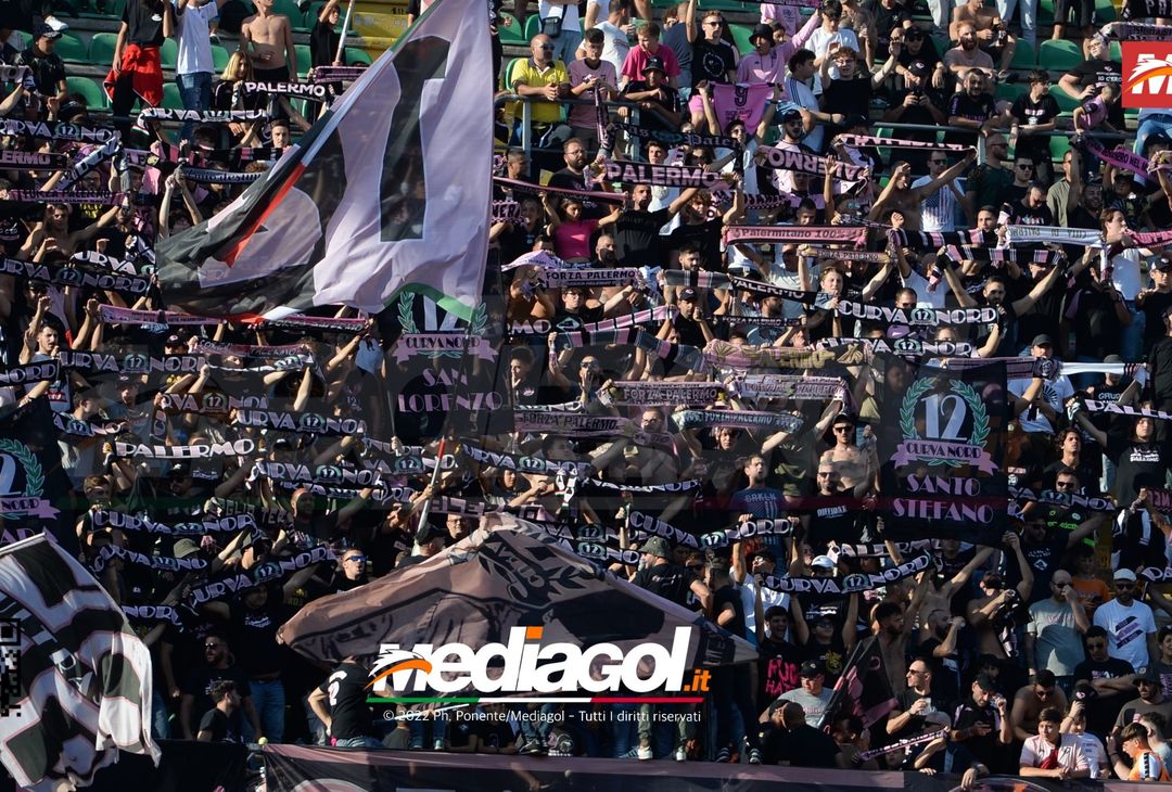 FOTOTIFO Palermo-Cittadella 0-0, i tifosi allo Stadio “Renzo Barbera” (Gallery) - immagine 12