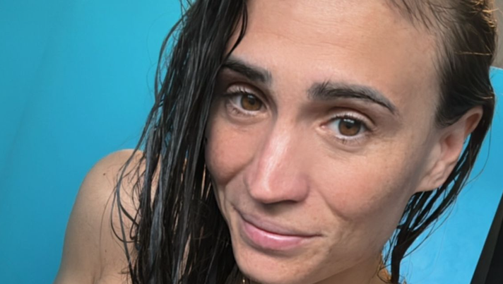 Carolina, scatto post allenamento in vasca. Fisico super e fan senza parole per la Marcialis - immagine 1