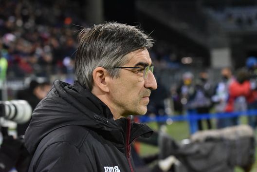Foto: Alessandro Sanna Juric soffre contro Mazzarri: granata incartati a lungo. I subentrati faticano- immagine 3