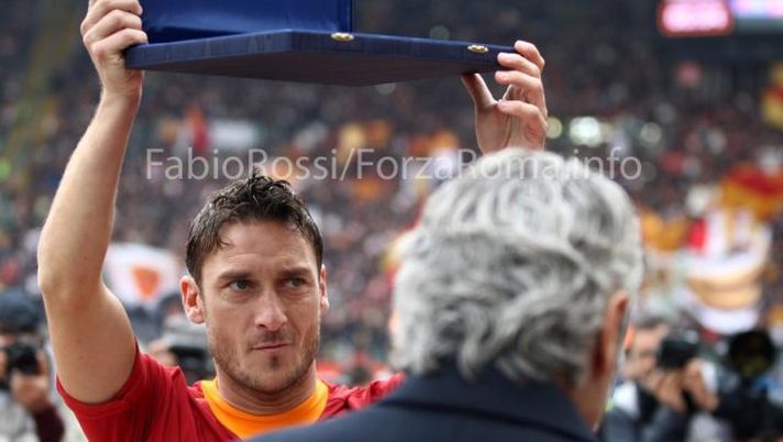 Totti: “Gara sofferta. Sorpreso per la premiazione. Grazie alla Roma e a chi mi sta vicino” - immagine 1