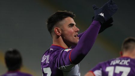 GERMOGLI PH: 15 DICEMBRE 2021 FIRENZE STADIO ARTEMIO FRANCHI PARTITA COPPA ITALIA 2021 2022 FIORENTINA VS BENEVENTO GOL ESULTANZA 2 0 FIORENTINA RICCARDO SOTTIL © FOTOCRONACHE GERMOGLI GERMOGLI PH: 15 DICEMBRE 2021 FIRENZE STADIO ARTEMIO FRANCHI PARTITA COPPA ITALIA 2021 2022 FIORENTINA VS BENEVENTO GOL ESULTANZA 2 0 FIORENTINA RICCARDO SOTTIL © FOTOCRONACHE GERMOGLI