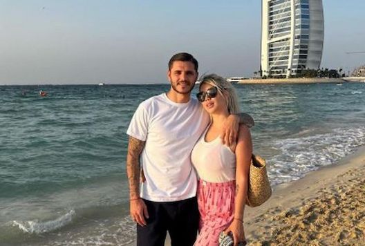 Icardi, scatto romantico con Wanda a Dubai: “La donna della mia vita”- immagine 2