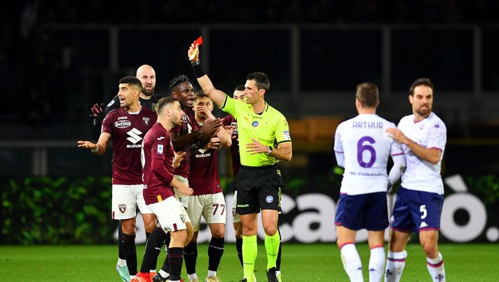 Casarin: “Arbitri confusi dal continuo cambio delle regole. Il Var dovrebbe solo…” - immagine 1