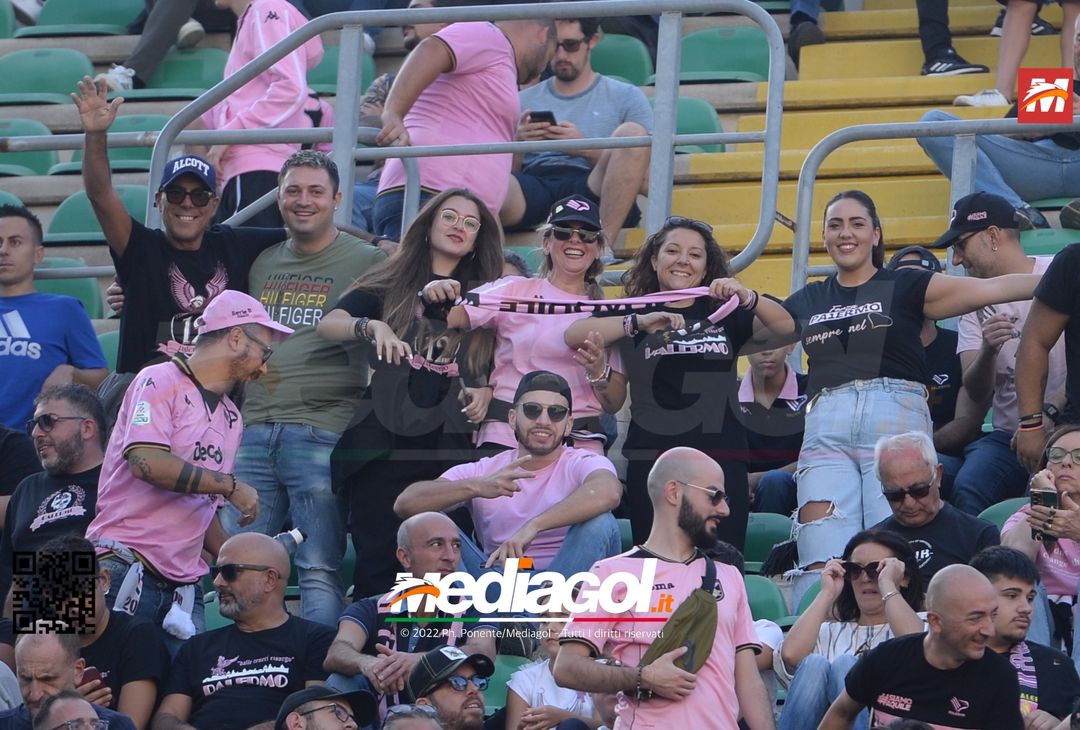 FOTOTIFO Palermo-Cittadella 0-0, i tifosi allo Stadio “Renzo Barbera” (Gallery) - immagine 30