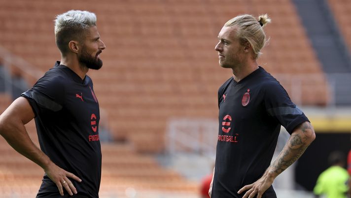 Olivier Giroud Simon Kjaer
