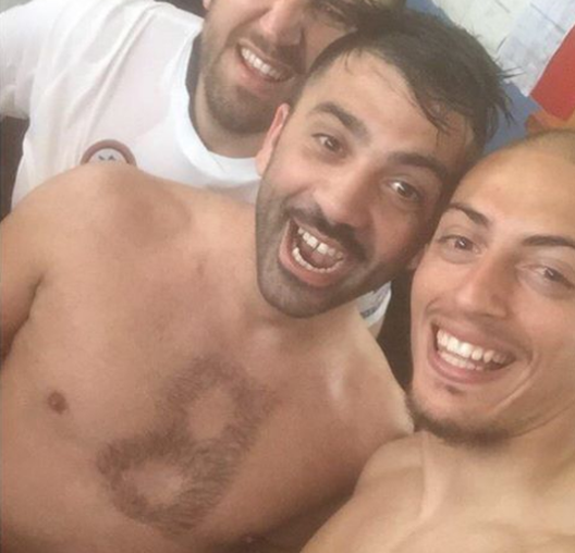 Pio e Amedeo negli spogliatoi del Foggia Pio e Amedeo negli spogliatoi del Foggia