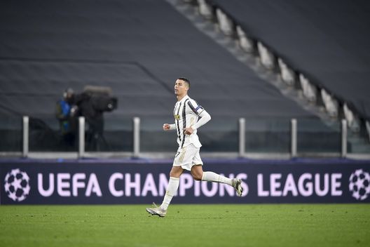 Cristiano Ronaldo Cristiano Ronaldo