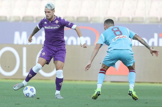 FLORENCE, ITALY - SEPTEMBER 12: Pol Lirola of ACF Fiorentina in action at Artemio Franchi on September 12, 2020 in Florence, Italy. (Photo by Gabriele Maltinti/Getty Images) FLORENCE, ITALY - SEPTEMBER 12: Pol Lirola of ACF Fiorentina in action at Artemio Franchi on September 12, 2020 in Florence, Italy. (Photo by Gabriele Maltinti/Getty Images)