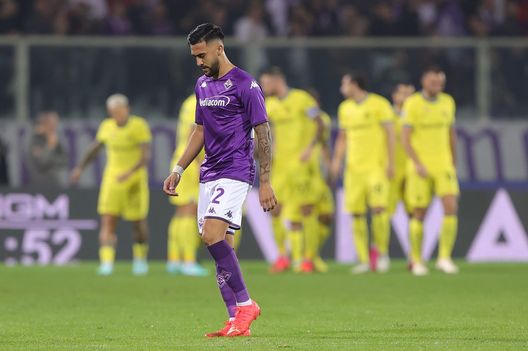 FLORENCE, ITALY - OCTOBER 22: Nicolas Ivan Gonzalez of ACF Fiorentina is injured during the Serie A match between ACF Fiorentina and FC Internazionale at Stadio Artemio Franchi on October 22, 2022 in Florence, Italy. (Photo by Gabriele Maltinti/Getty Images) Nico, adesso le ombre sono tante. Il mercato tace, per ora…- immagine 2