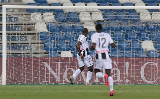 AUGUST 02: Stefano Okaka of Udinese Calcio scores the opening goal during the Serie A match between US Sassuolo and Udinese Calcio at Mapei Stadium AUGUST 02: Stefano Okaka of Udinese Calcio scores the opening goal during the Serie A match between US Sassuolo and Udinese Calcio at Mapei Stadium