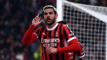 UDINE, ITALY - APRIL 11: Theo Hernández of AC Milan celebrates after scoring his team's third goal during the Serie A match between Udinese and AC Milan at Stadio Friuli on April 11, 2025 in Udine, Italy. (Photo by Alessandro Sabattini/Getty Images)