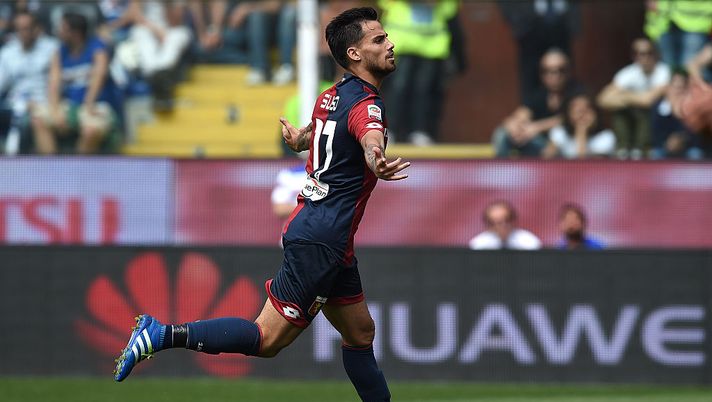 GENOA, ITALY - MAY 08:  Fernandez Suso of Genoa CFC celebrates his goal during the Serie A match between UC Sampdoria and Genoa CFC at Stadio Luigi Ferraris on May 8, 2016 in Genoa, Italy.  (Photo by Valerio Pennicino/Getty Images) 